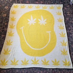UO Urban Outfitters Happy Leaf Throw Blanket